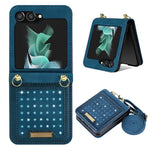 Samsung Galaxy Z Flip5 5G RFID-blockerande plånboksfodral PU-läderbelagt PC-strassdekorationsfodral med snodd