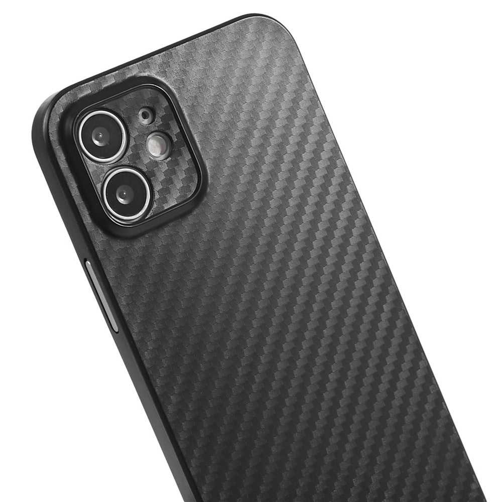 Til iPhone 12 6,1 tommer Supertyndt cover med kulfibertekstur PC-bagside (præcis udskæring til kameralinse)