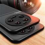 Xiaomi 13 Ultra Lines Präglat PU-läder+TPU-skal Magnetisk bilhållare mobilskydd