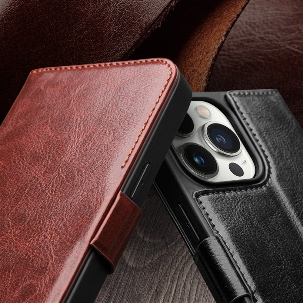QIALINO til iPhone 15 Pro Max Ægte koskind + TPU-telefoncover Magnetisk lukning Fuld beskyttelse Telefoncover
