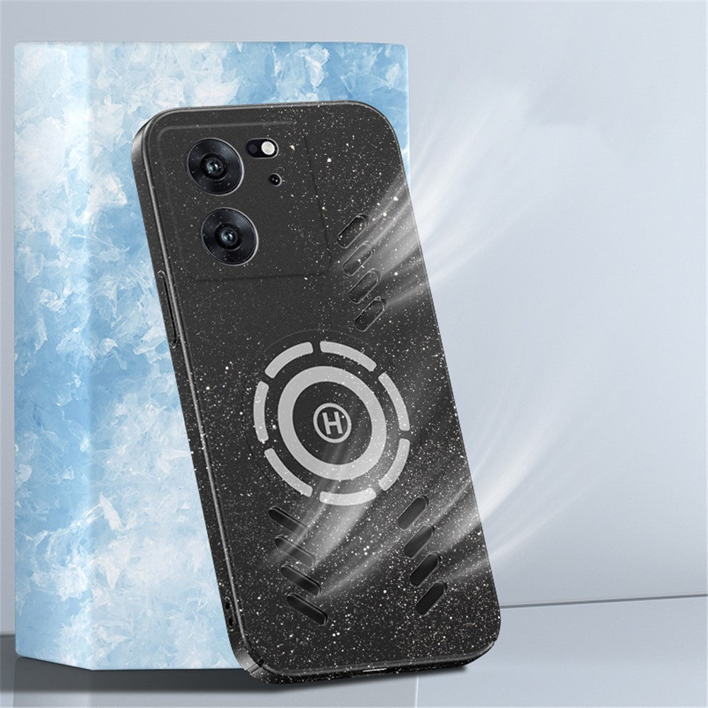 mobilskal för Xiaomi Redmi K60 Ultra / 13T / 13T Pro Magnetiskt skal Värmeavledningshål Hårt PC-bakstycke