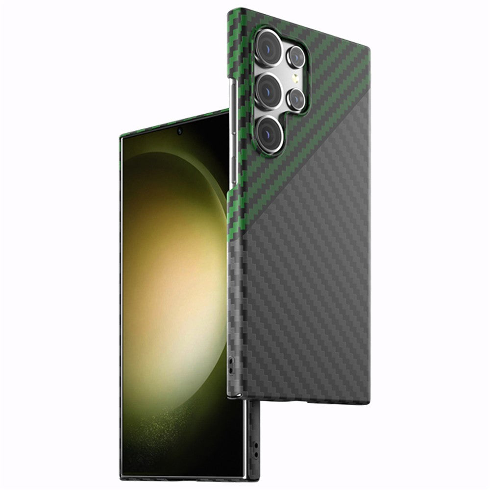 Samsung Galaxy S23 Ultra-skal i kolfiberstruktur med fingeravtrycksskydd och bakstycke i smartphone-stil