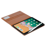Til iPad (2025) / 10.9 (2022) Udvendig Kortplads Design PU-Læder Tabletcover Sammenfoldelig Stand Pung Penneholder Cover med Auto Wake / Sleep