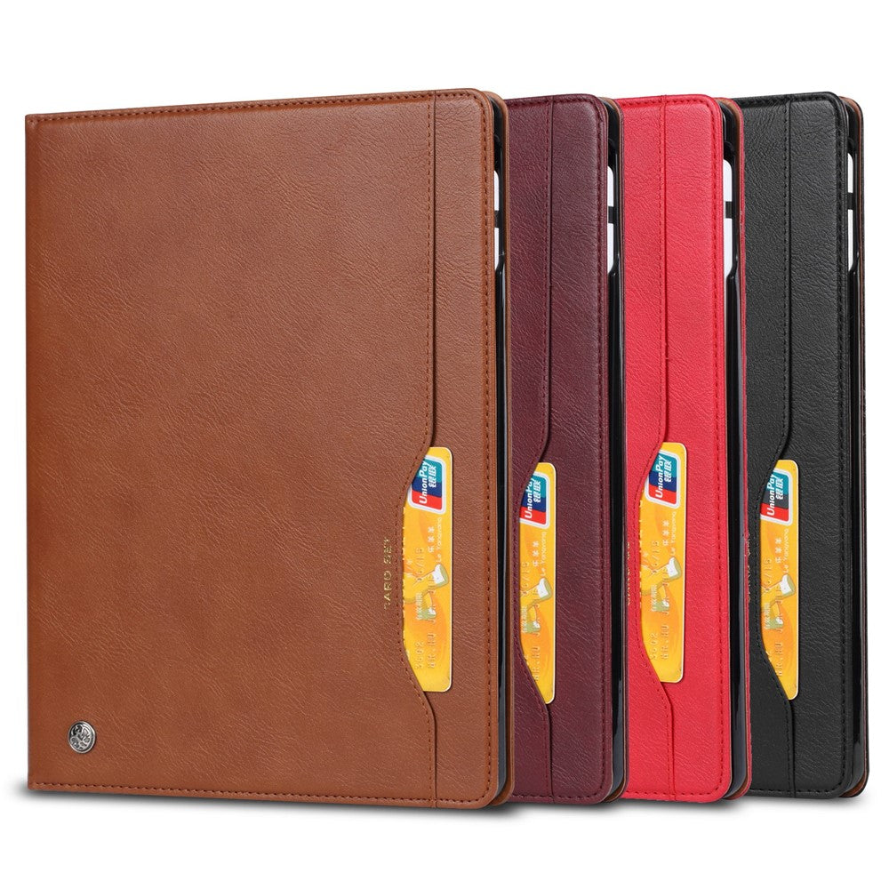 Til iPad (2025) / 10.9 (2022) Udvendig Kortplads Design PU-Læder Tabletcover Sammenfoldelig Stand Pung Penneholder Cover med Auto Wake / Sleep