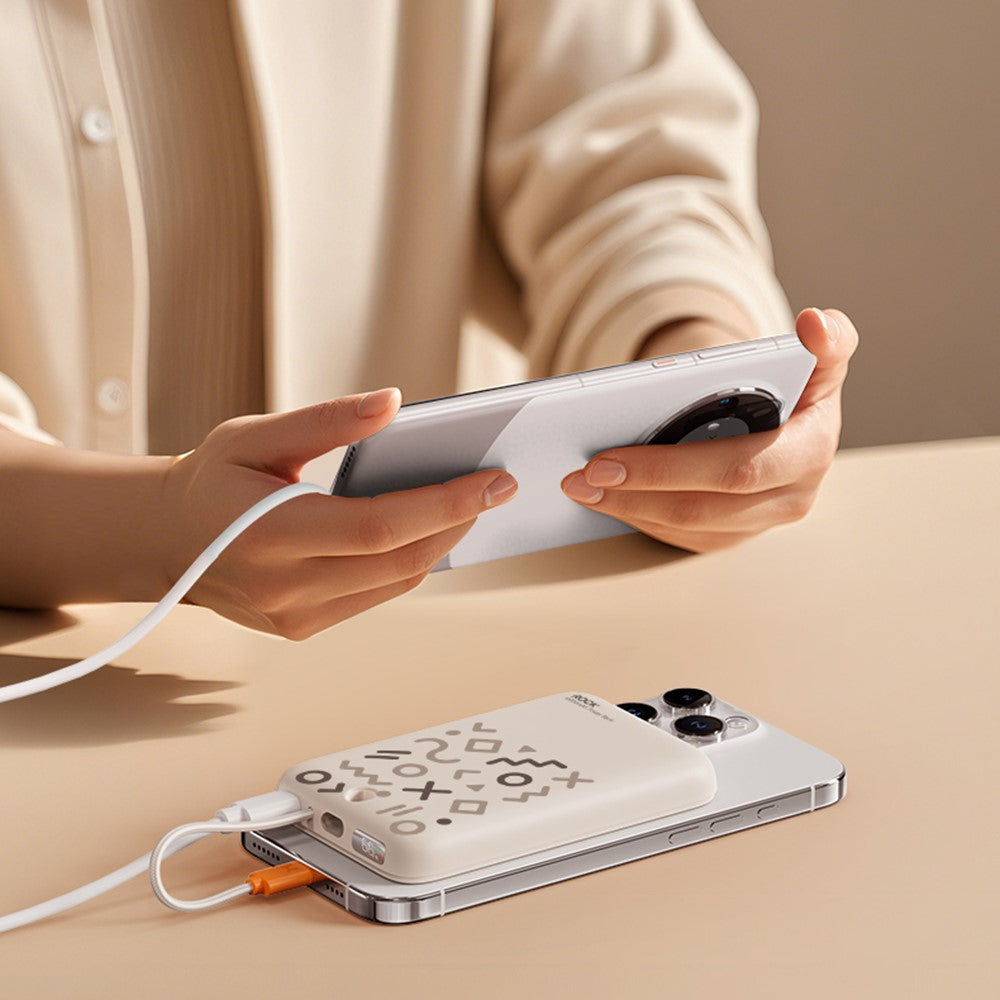 ROCK P28 10000mAh Magnetic Power Bank with Cable, Portable Phone Charger