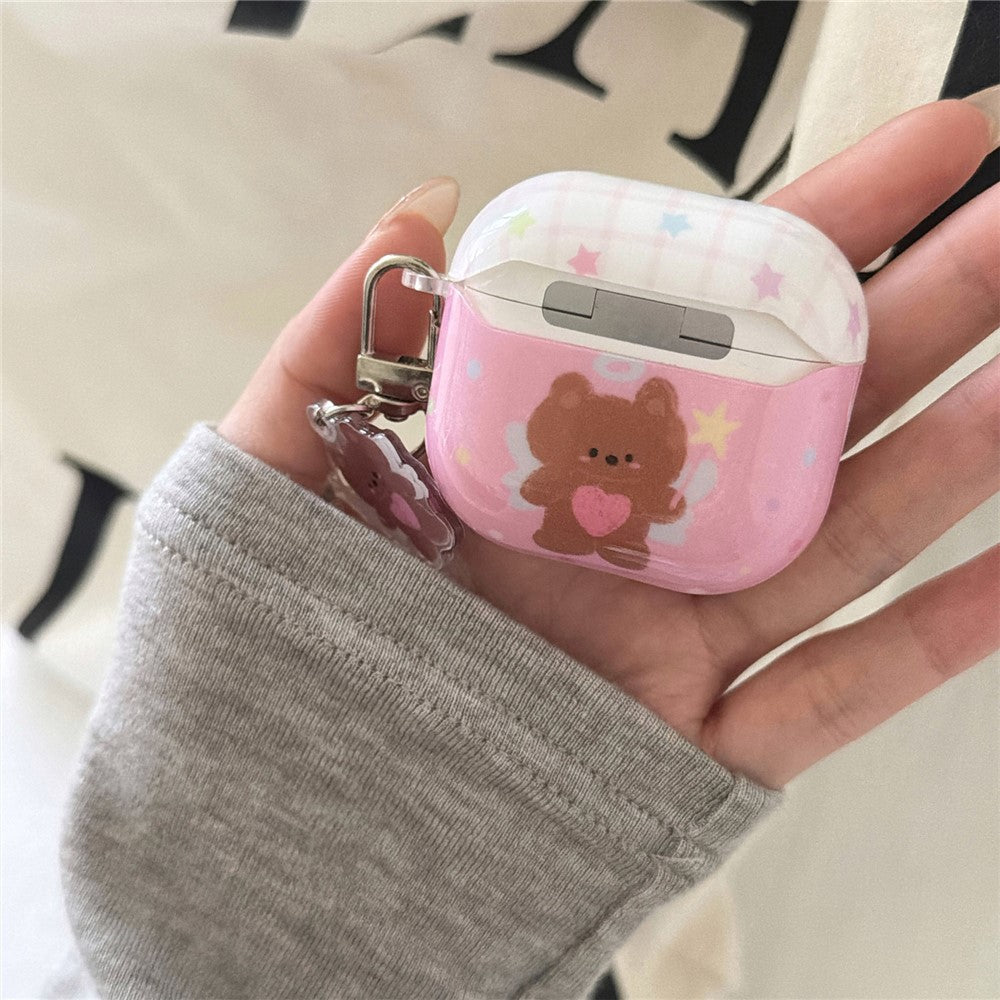 Til AirPods 4 Beskyttelsescover med brunt bjørnetegneseriemønster TPU-øretelefoncover med spændedør + vedhæng