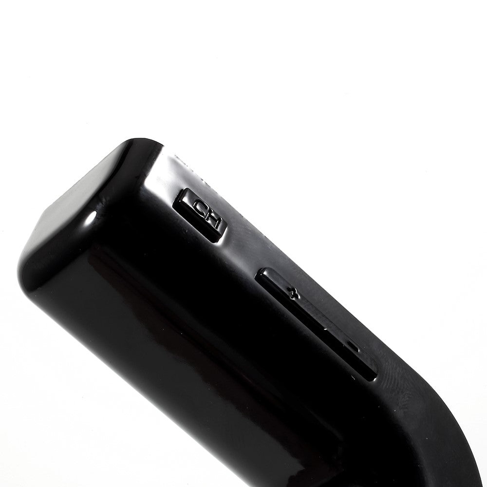 C7 Bluetooth-compatible Car Kit Hands-free FM Transmitter MP3 Player & USB Car Charger